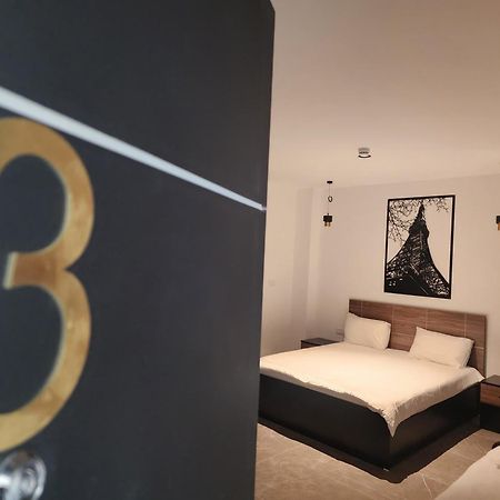 Zozo Guesthouse Nazareth Buitenkant foto